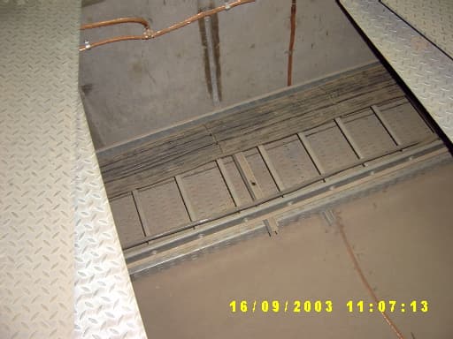 Tabouk spare cable tray 008, showcasing standard width and flange height specifications for the project.