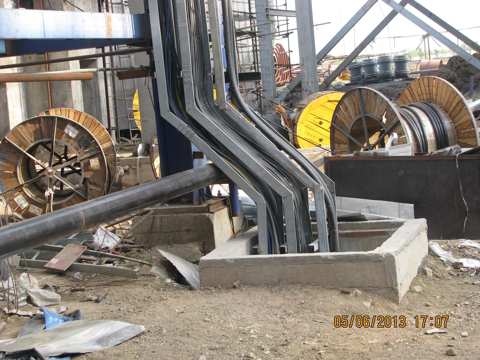 Grid-like main plant area cable routing ensuring orderly distribution of power throughout the facility.