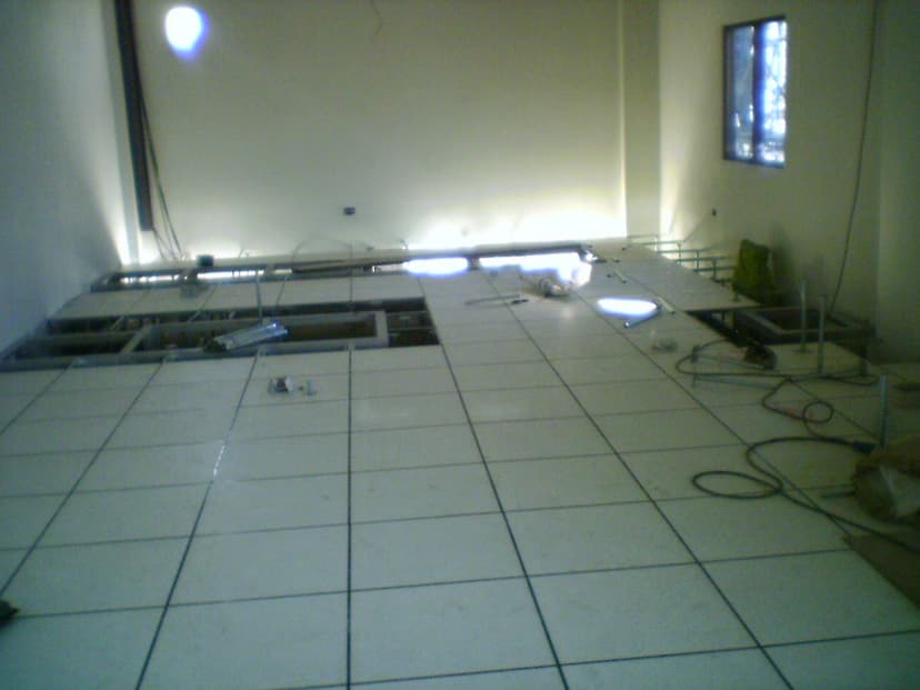 Cable and Pipe Rack Support Structure