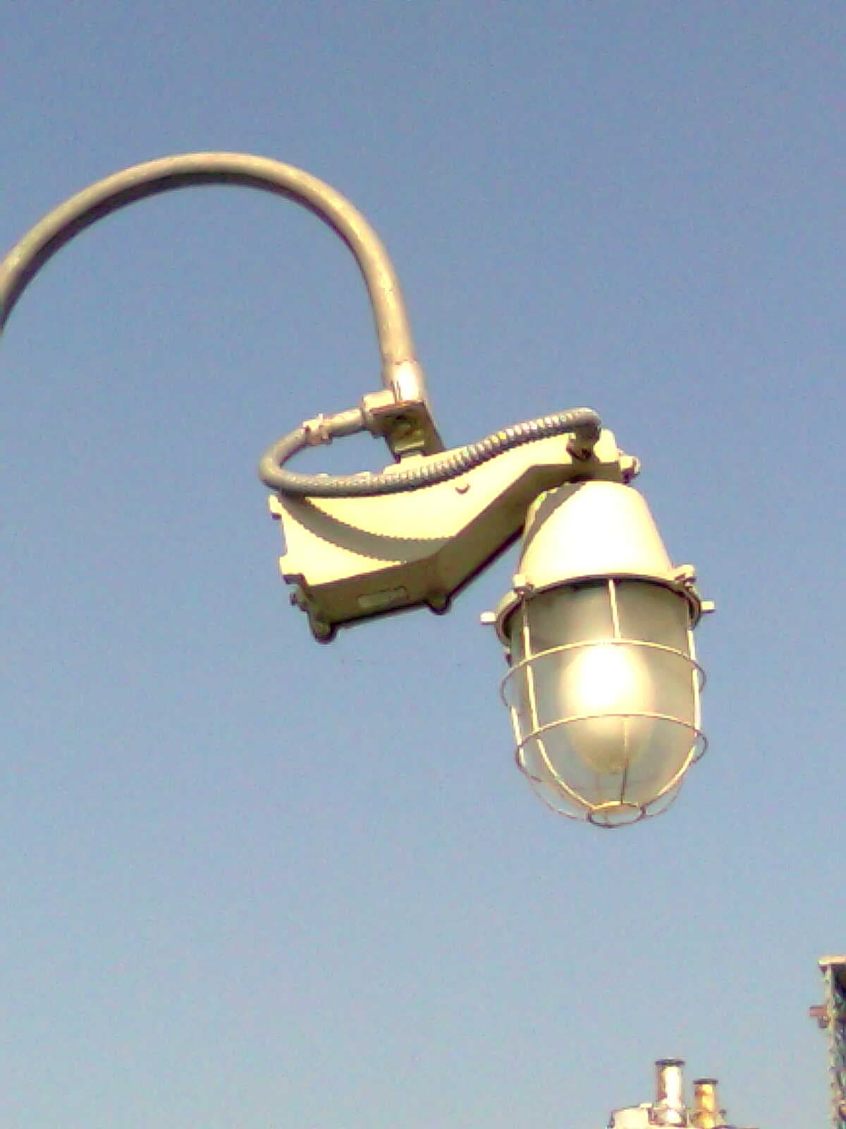 Well Glass Luminaire Lamp - Explosion-proof well glass luminaire installation providing reliable illuminatio